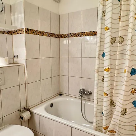 13-18, Sehr Strandnah, Im Herzen Westerlands, Westbalkon, 1 Zi アパート Sylt